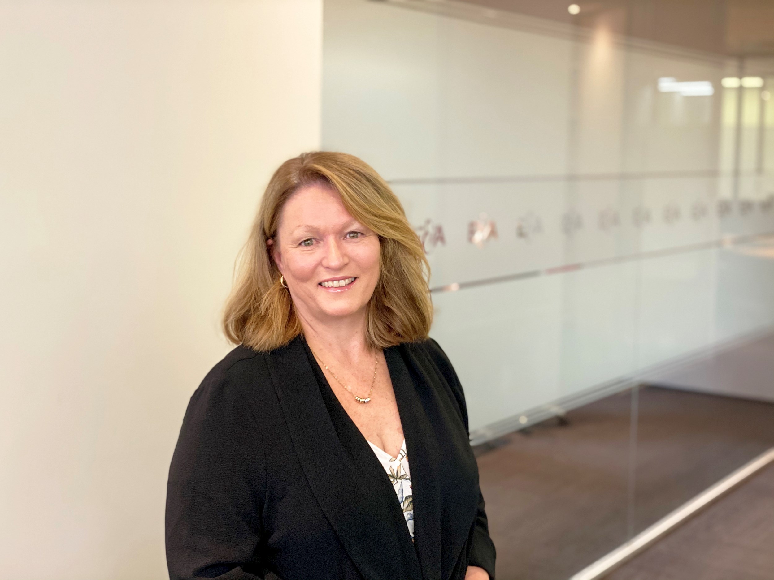 Lynne Harvey Paralegal E&A Lawyers Mona Vale